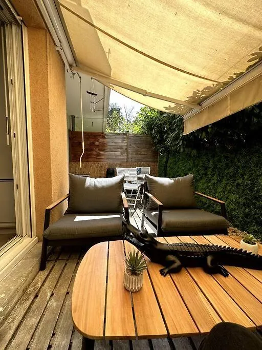 Geneva Jungle Loft Apartment Gaillard